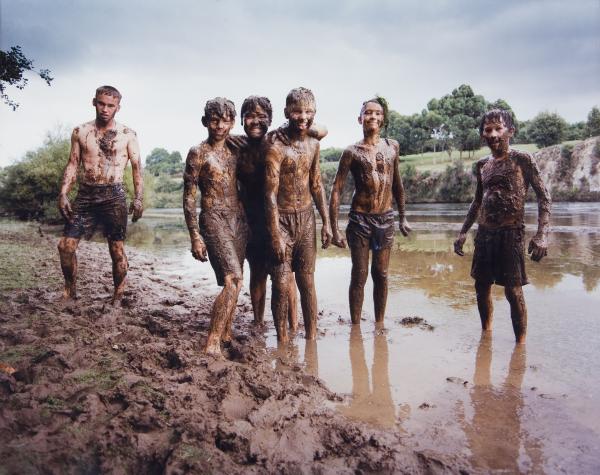 Kirikiriroa Non Fictions 1995 18 3 David Cook Mud Fight2